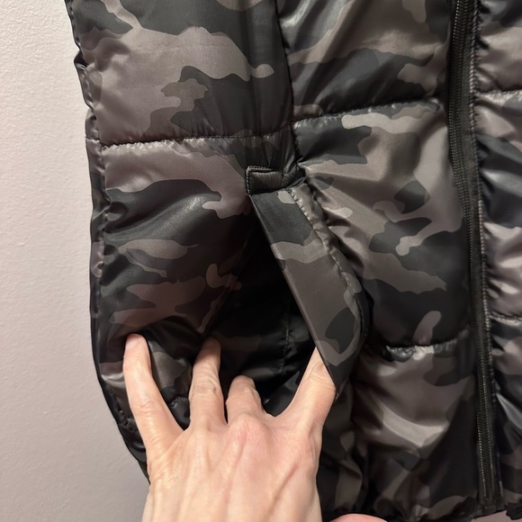 New Directions camouflage vest pockets black grey - Picture 2 of 7